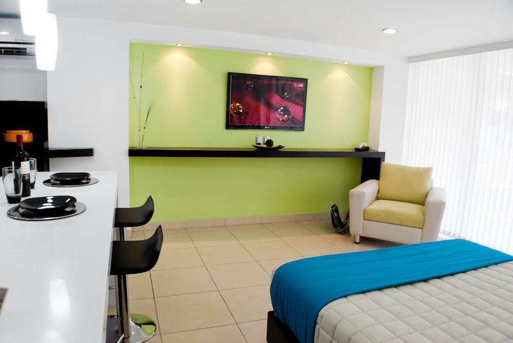 Ramada By Wyndham Acapulco Hotel & Suites Kültér fotó