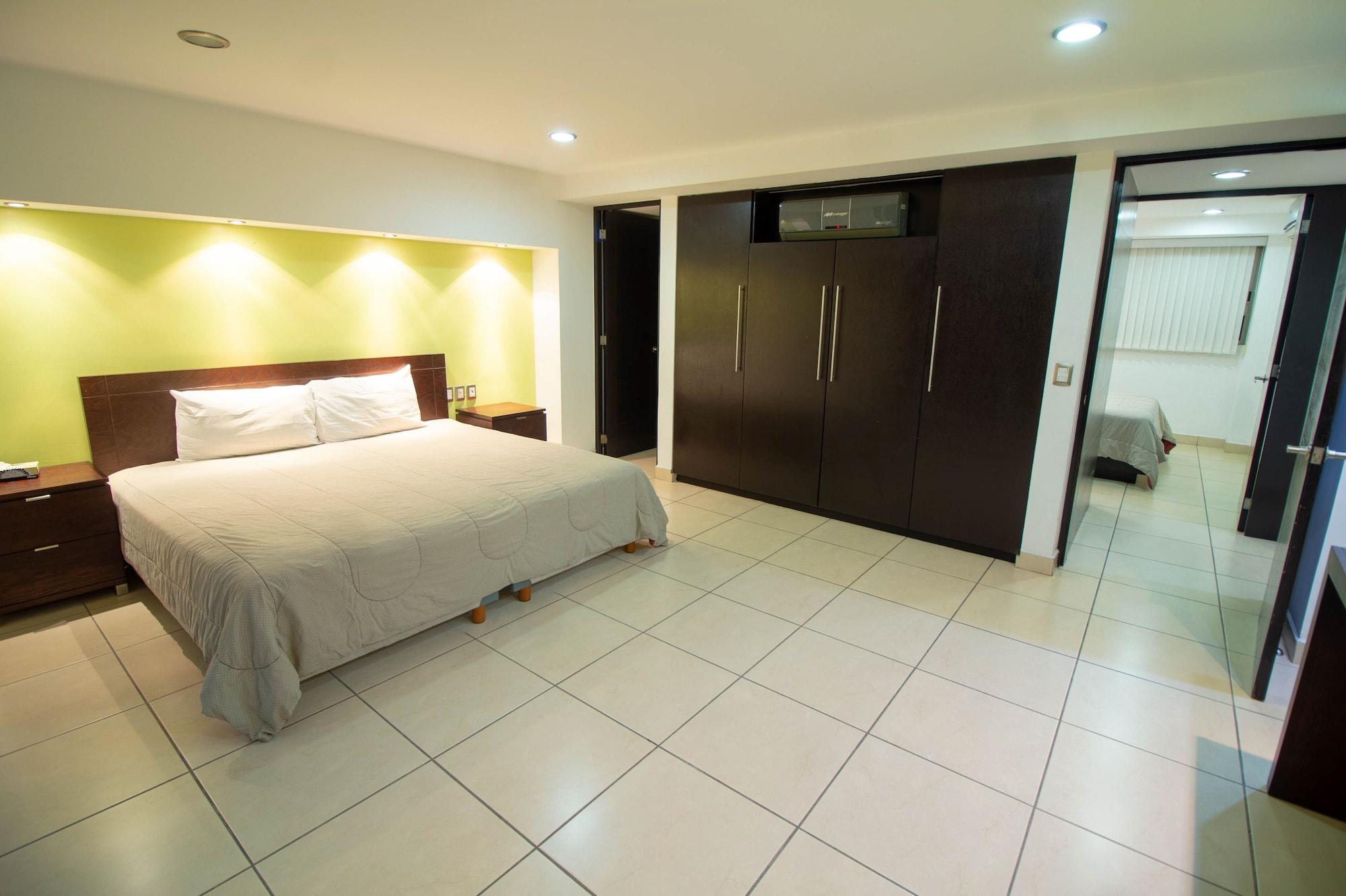 Ramada By Wyndham Acapulco Hotel & Suites Kültér fotó