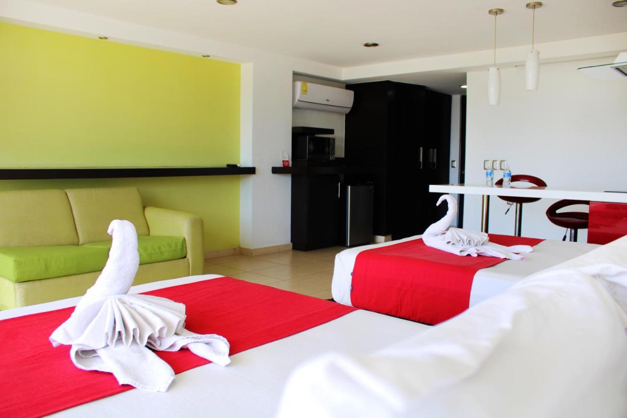 Ramada By Wyndham Acapulco Hotel & Suites Kültér fotó