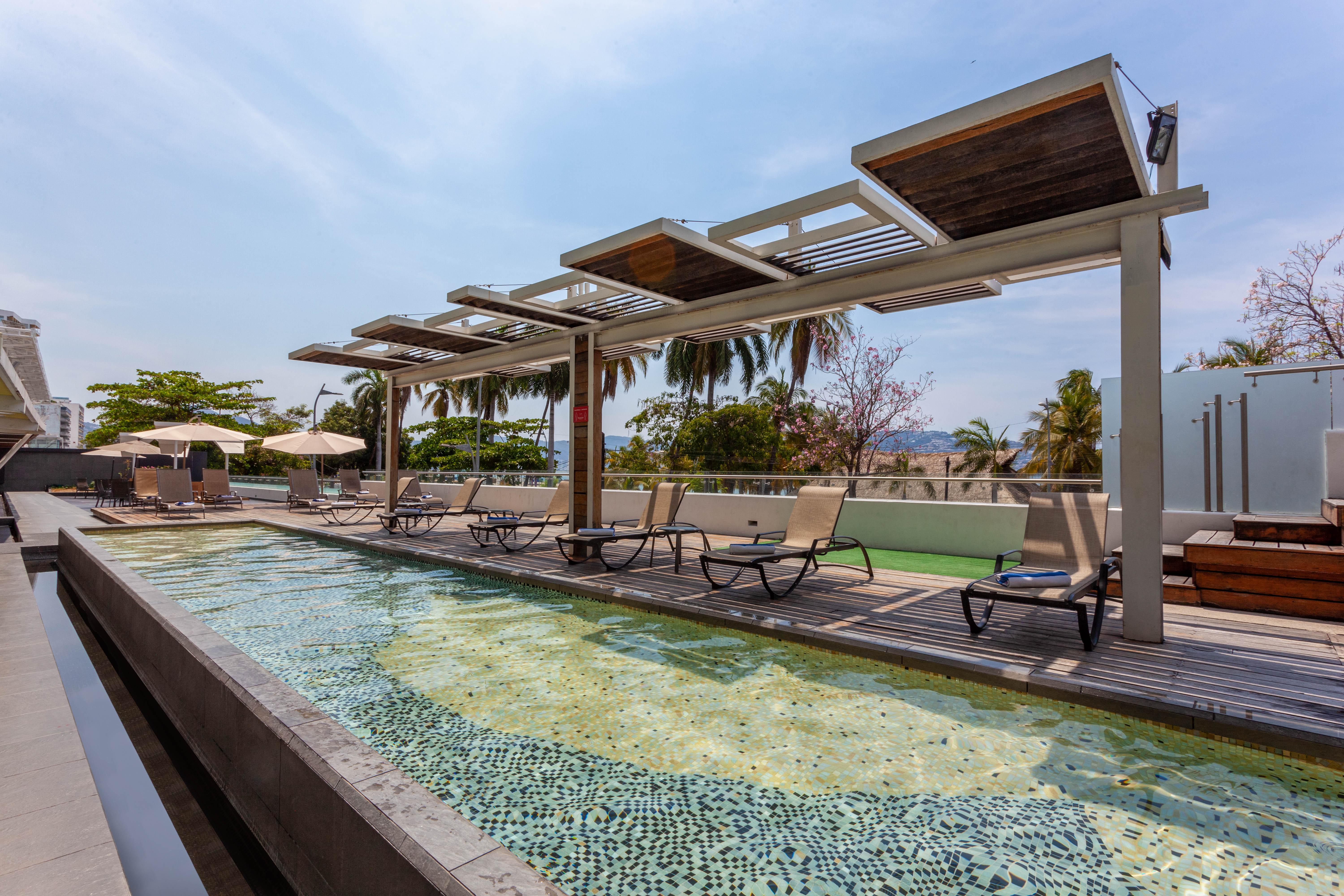 Ramada By Wyndham Acapulco Hotel & Suites Kültér fotó
