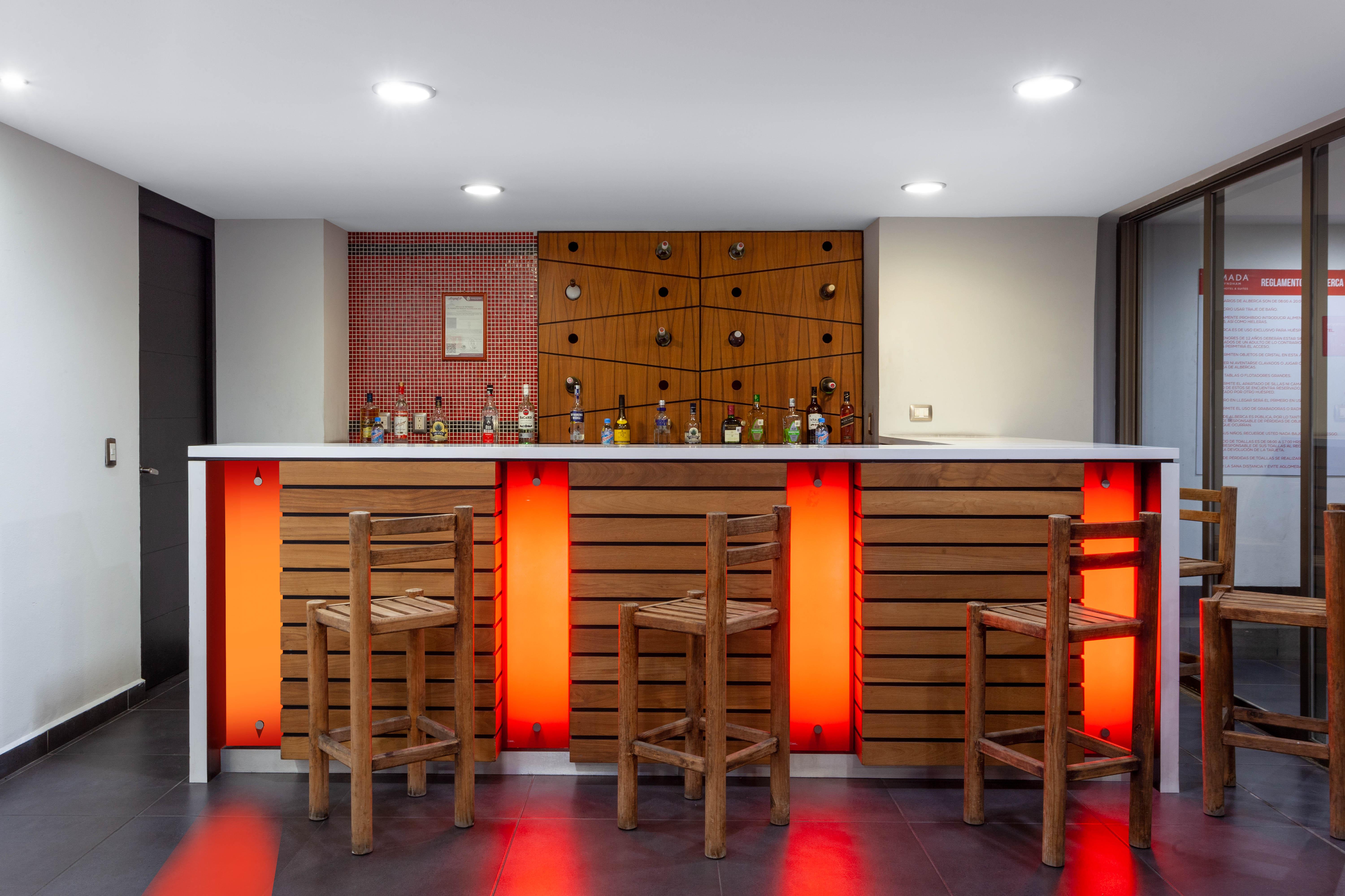 Ramada By Wyndham Acapulco Hotel & Suites Kültér fotó