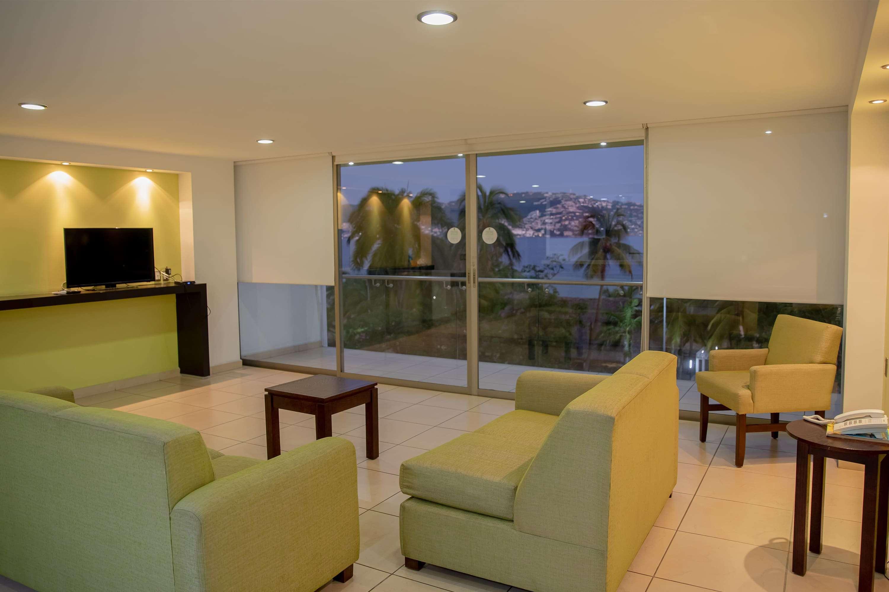 Ramada By Wyndham Acapulco Hotel & Suites Kültér fotó