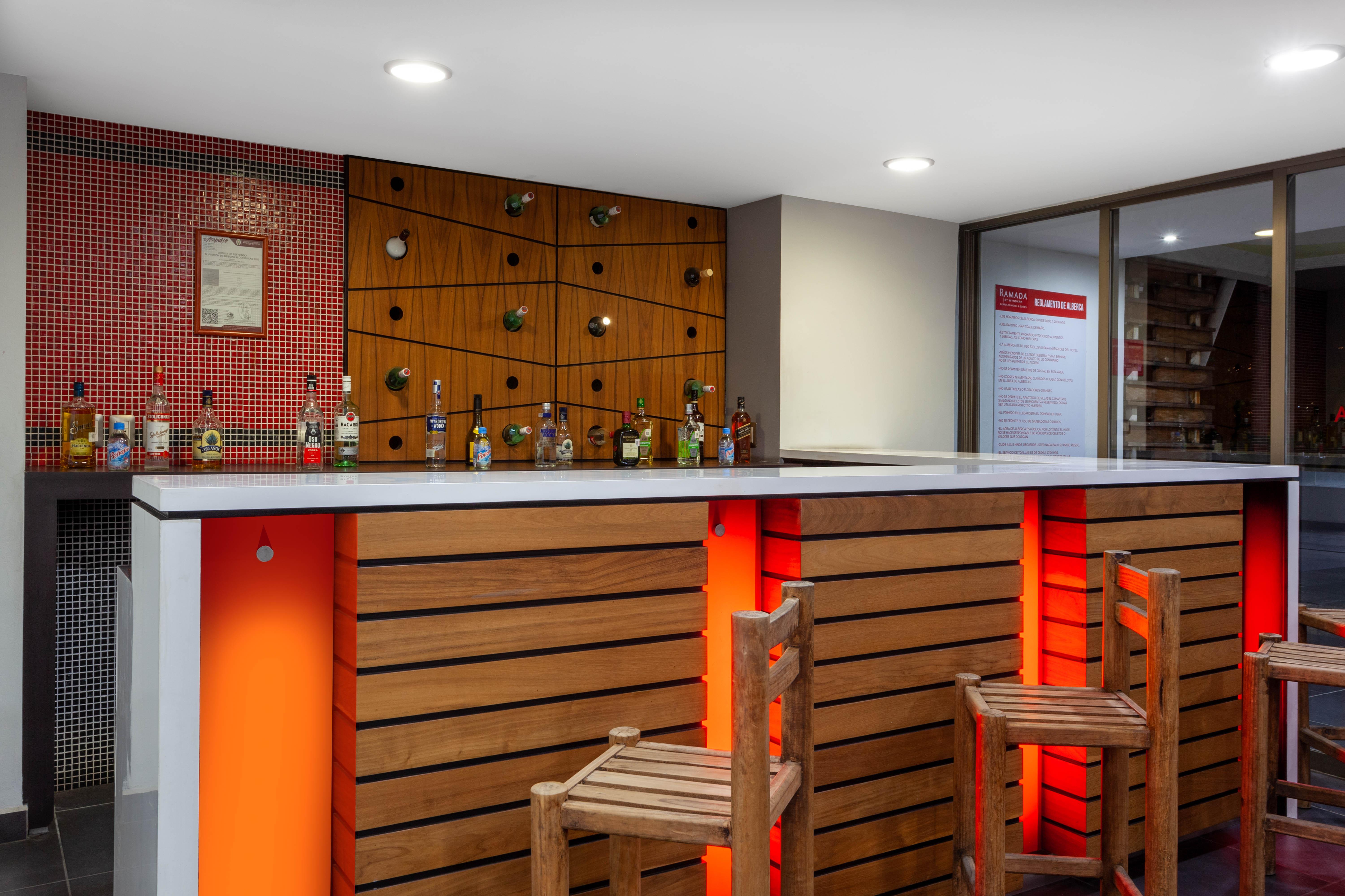 Ramada By Wyndham Acapulco Hotel & Suites Kültér fotó